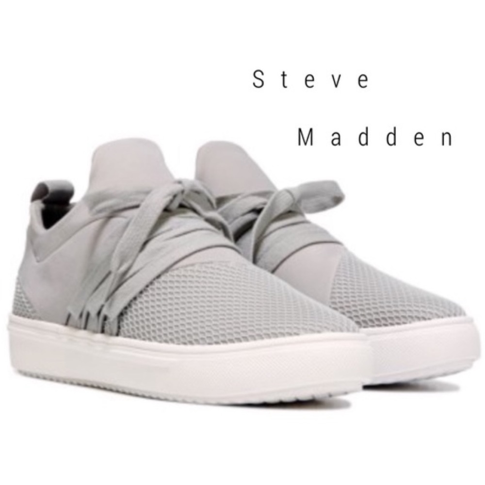 Steve Madden Sneakers